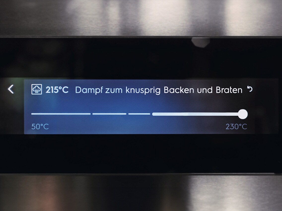Das Bedienfeld eines Steamify Ofens