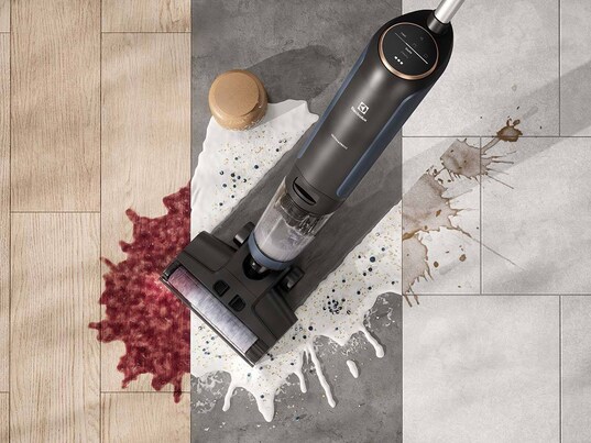 Une visualisation de la manière dont l'aspirateur Wet&Dry aspire différents types de saletés