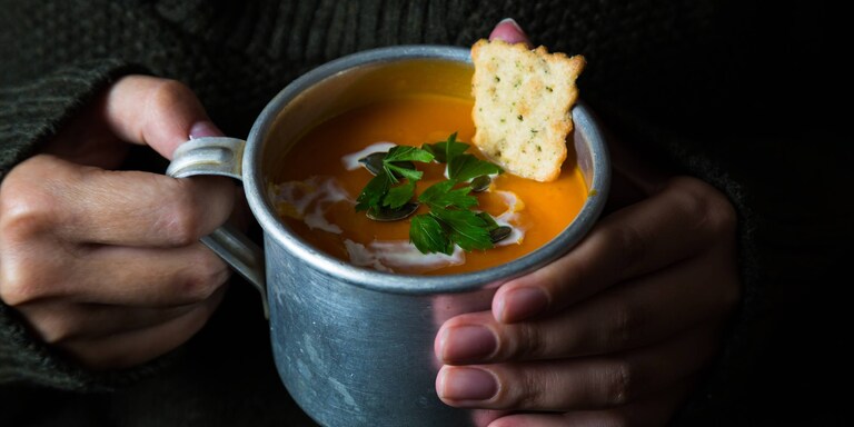Rüebli-Ingwersuppe mit Amaretto