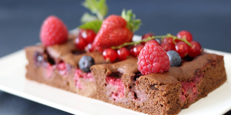 Gâteau au chocolat cuit sur plaque